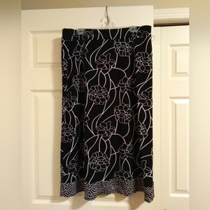 Black and White Marbled Skirt XL